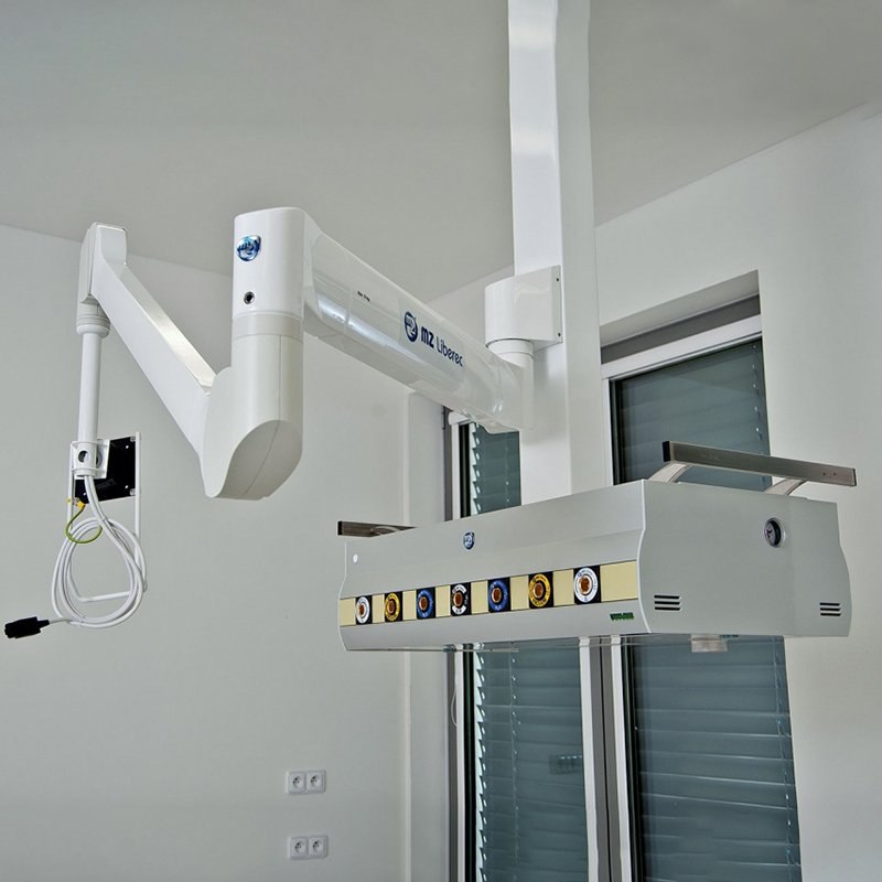 Потолочные консоли жесткой посадки MZ Liberec